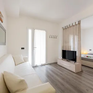 Bnbutler - Archimede 53 - Bright Appartement Milaan